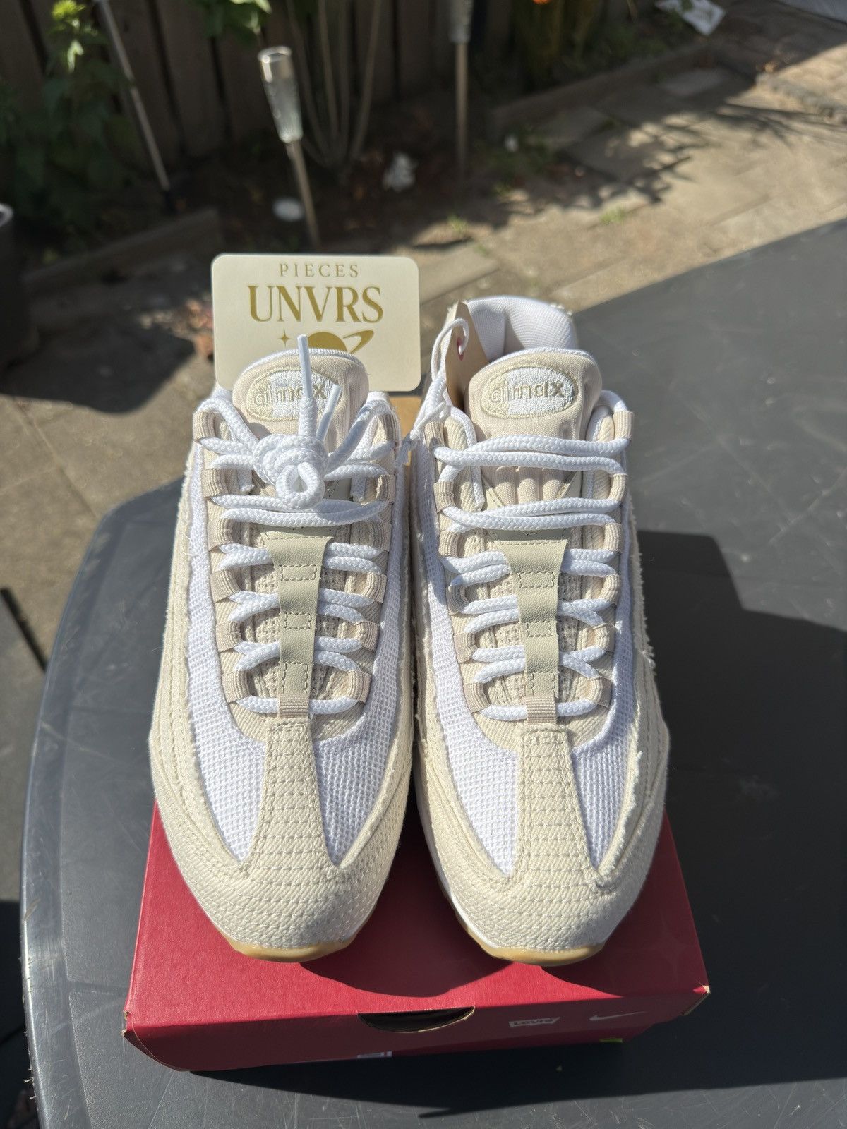 Levi's × Nike Nike x Levi’s Air max 95 OG “ White “ Size US 6.5 / EU 39-40 - 4 Thumbnail