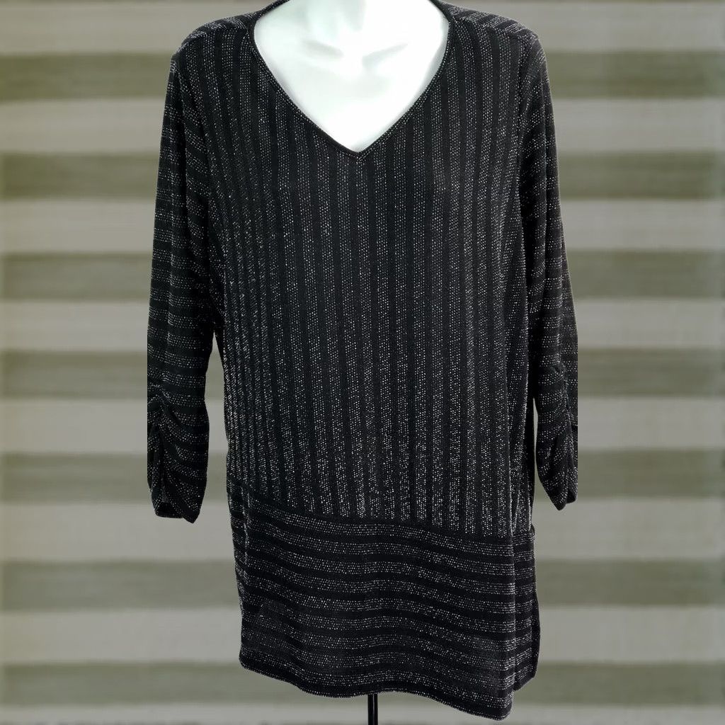 Vintage Roz & Ali Tunic Blouse L Black V-Neck 3/4 Sleeve Ruched Asymmetrical Hem Whimsigoth Women Size L / US 10 / IT 46 - 1 Thumbnail