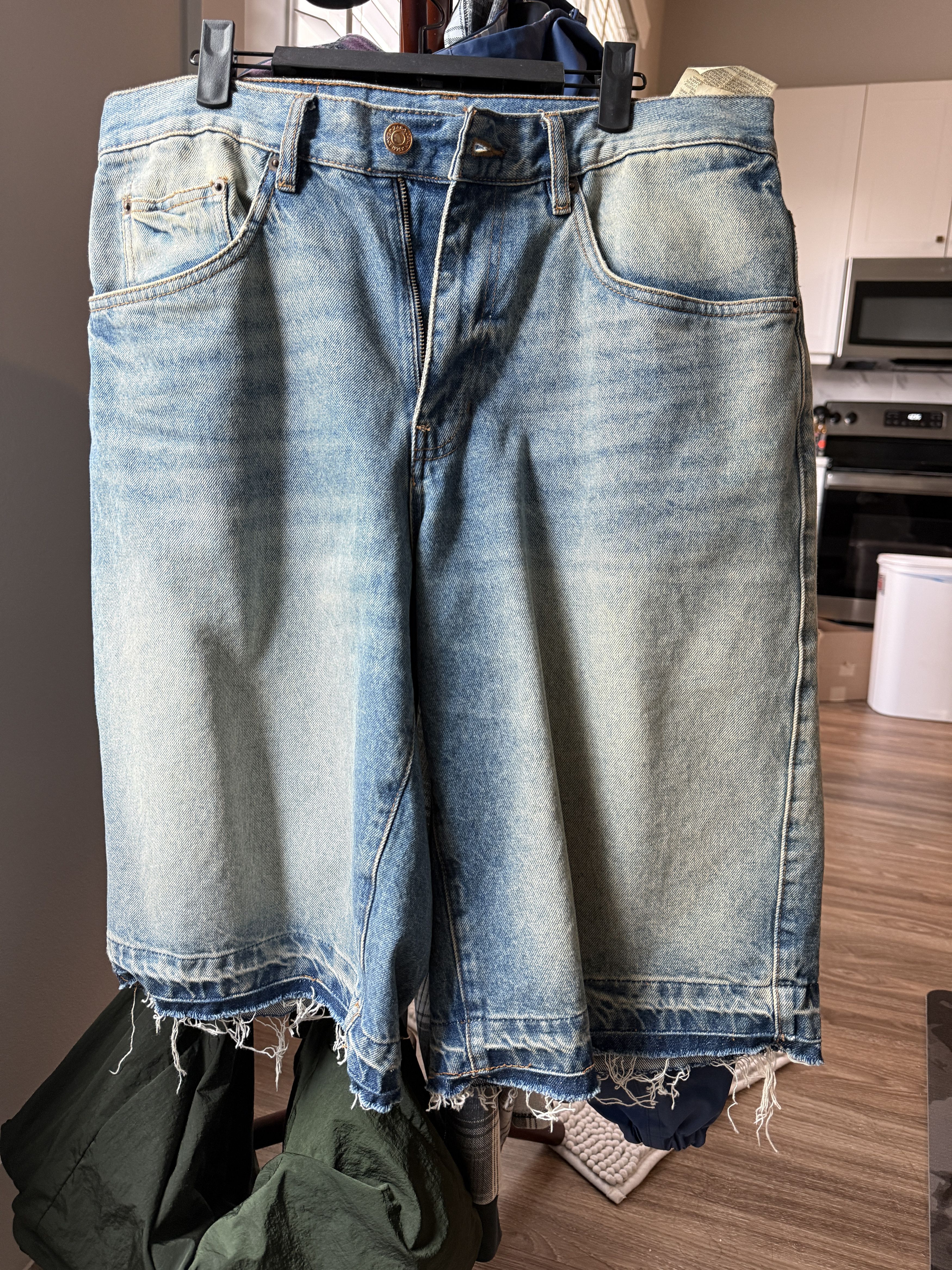Zara Zara Denim Shorts Size US 32 / EU 48 - 1 Thumbnail
