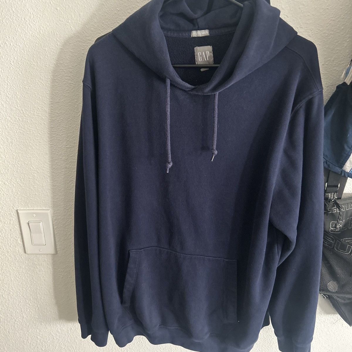 Gap Gap Men’s Dark Blue Hoodie Size L In Good Condition Size US L / EU 52-54 / 3 - 4 Thumbnail
