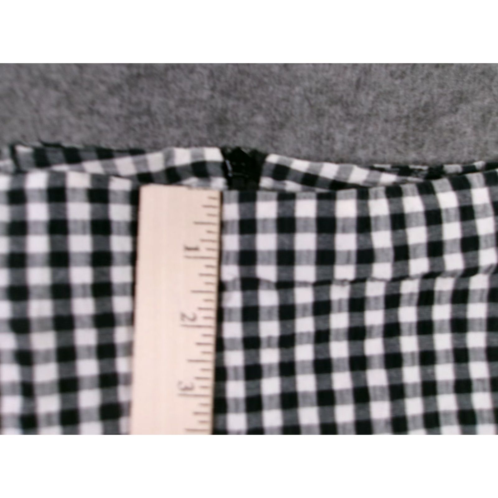 Vintage AGB Skirt Womens 10 Gingham Black White Pencil Straight Knee Length Zipper Size 32" / US 10 / IT 46 - 3 Thumbnail