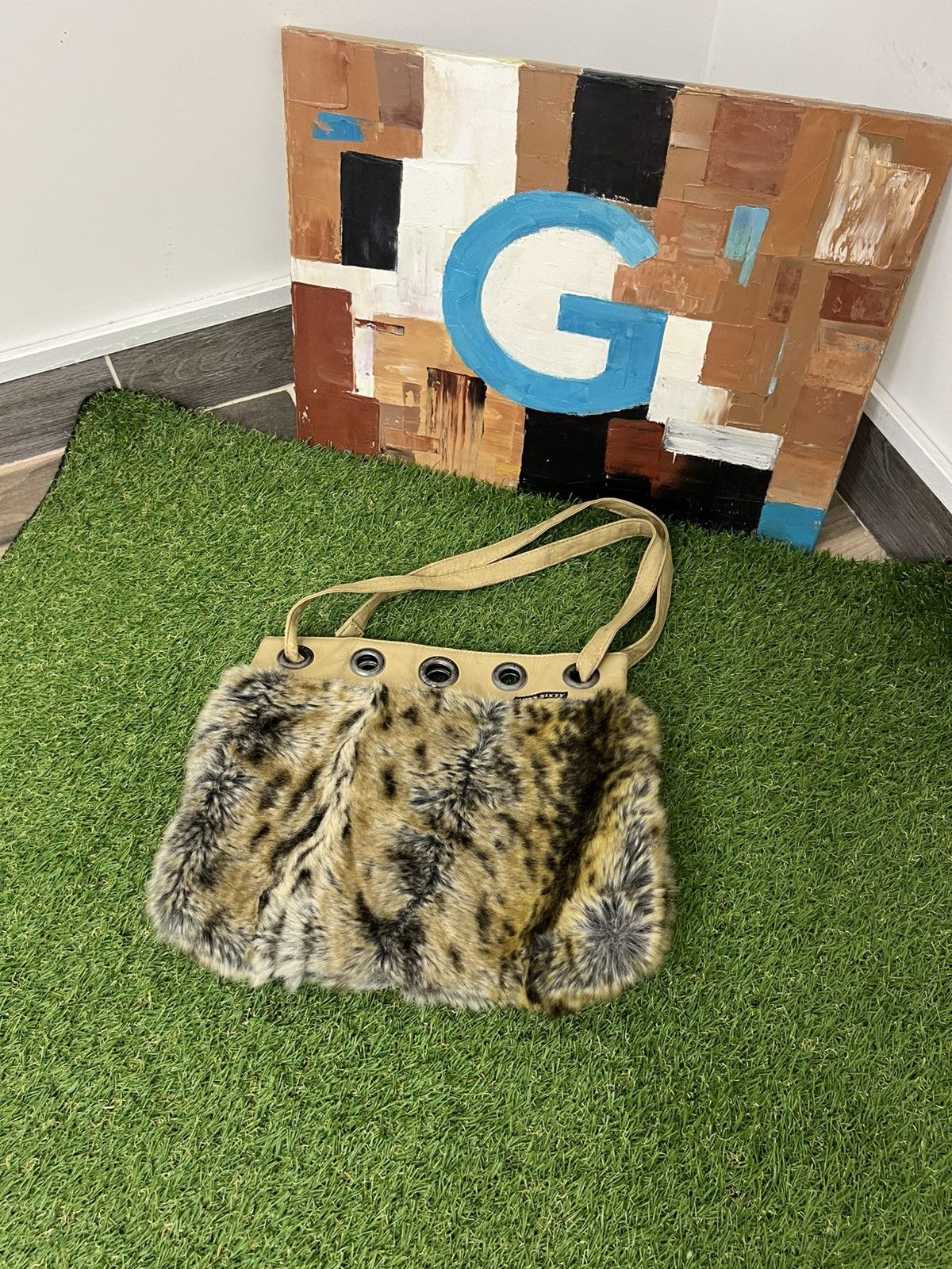 Avant Garde x Miss Sixty Faux Fur Tote Shoulder Bag Miss Sixty Y2K 00S New Rock Ann D in Beige, Women's