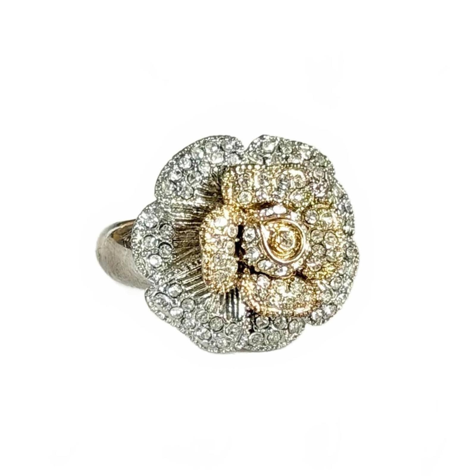 Vintage Stunning Crystal Flower CC Style Statement Ring Sz 9.5 Size ONE SIZE - 1 Thumbnail