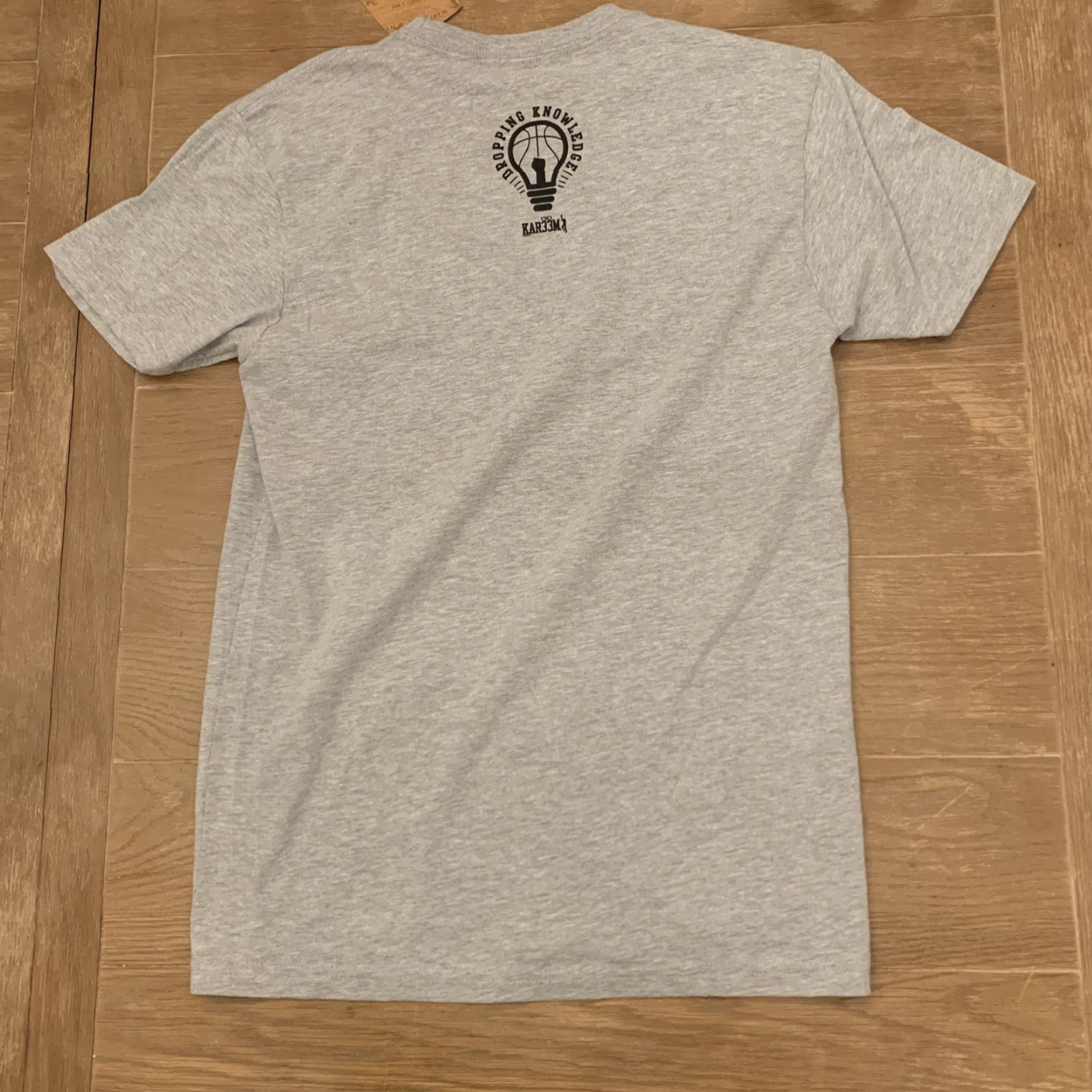 Mitchell & Ness MITCHELL & NESS Fight For Your Rights T-Shirt Adult Small Gray Social Justice Mens NWT Size US S / EU 44-46 / 1 - 6 Thumbnail