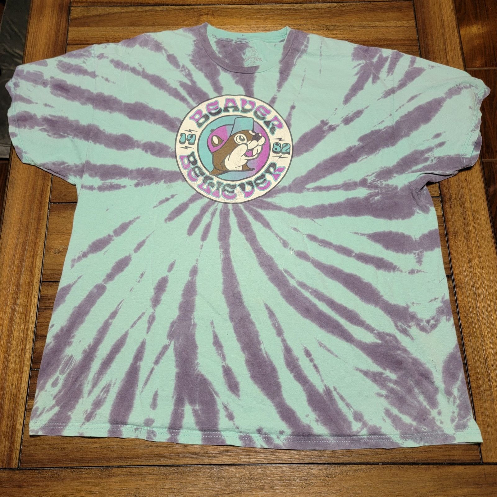 Other Buc-ee's Teal & Purple Tie-Dye "Beaver Believer" Tee - 2X Size US XXL / EU 58 / 5 - 1 Thumbnail