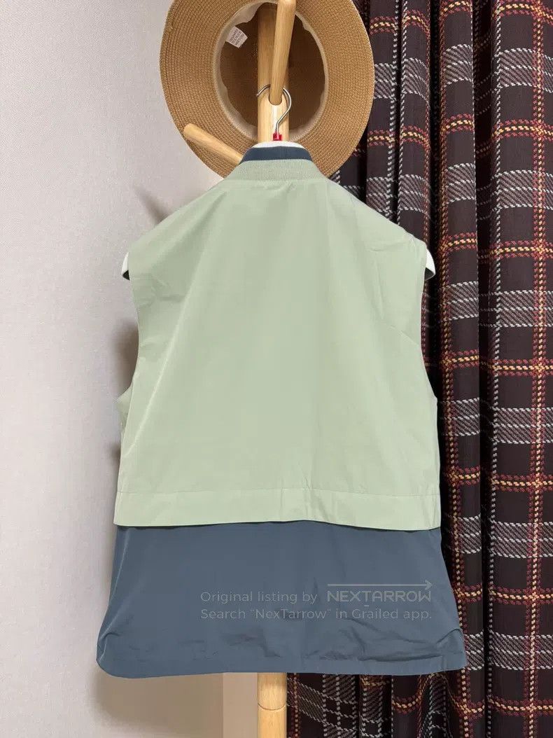 Hermes Hermes Pill Capsule Vest, Can be stored as a small capsule Size US L / EU 52-54 / 3 - 2 Thumbnail