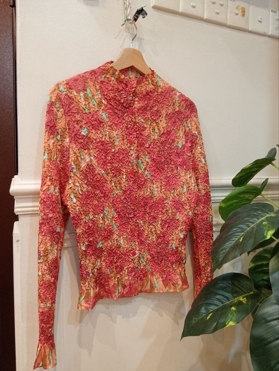 Japanese Brand JAPANESE TS EVANCE PLEATED ISSEY MIYAKE STYLE BUTTON UP Size M / US 6-8 / IT 42-44 - 1 Thumbnail