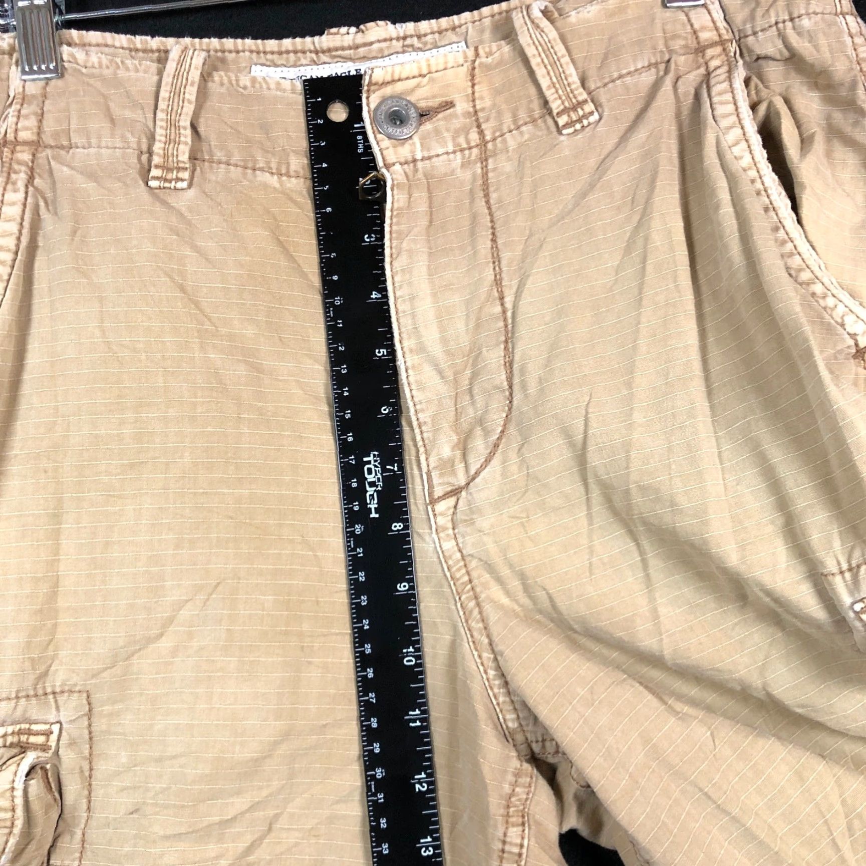 American Eagle Outfitters American Eagle Outfitters Mens Shorts Tan Cargo Longer Length 32 Cargo Pocket Distinctive Tan Cargo Shorts 32 Mens Accessories Pants Size US 32 / EU 48 - 7 Thumbnail
