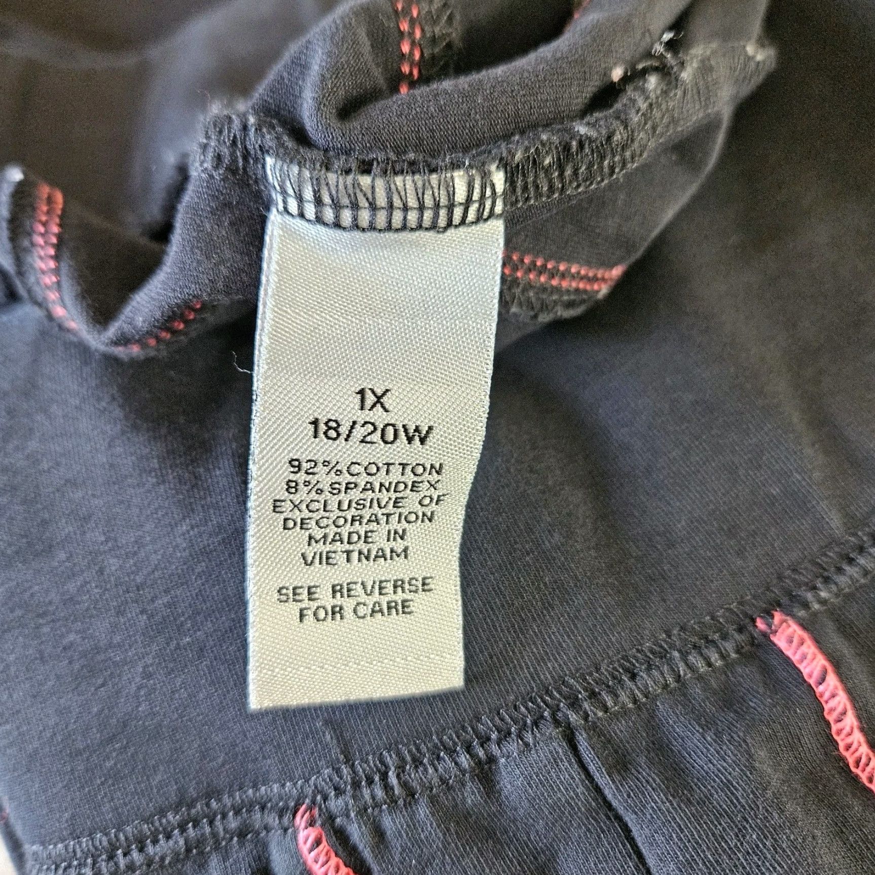 Vintage Catherines Leggings 1X Black Pink High Rise Cotton Blend Womens Activewear Pants Size 40" / US 18 - 8 Thumbnail