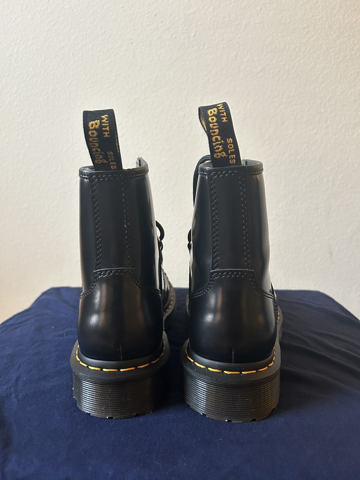 Dr. Martens Dr. Martens - Black Polished Smooth Hardware Boots - 6M Size US 6 / EU 39 - 5 Thumbnail