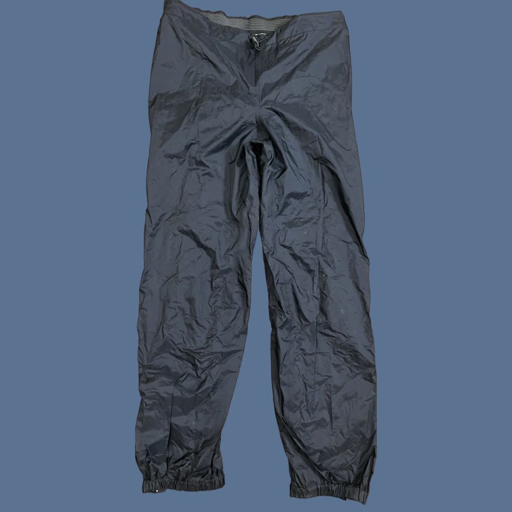 Patagonia Pants Mens M Black Nylon Rain Outdoor Windbreaker 83626 Pants Mens M Black Nylon Rain Outdoor Windbreaker 83626