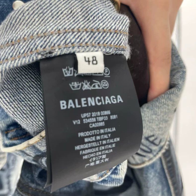 Balenciaga Balenciaga Make an old graffiti letter jacket. Size US M / EU 48-50 / 2 - 5 Thumbnail