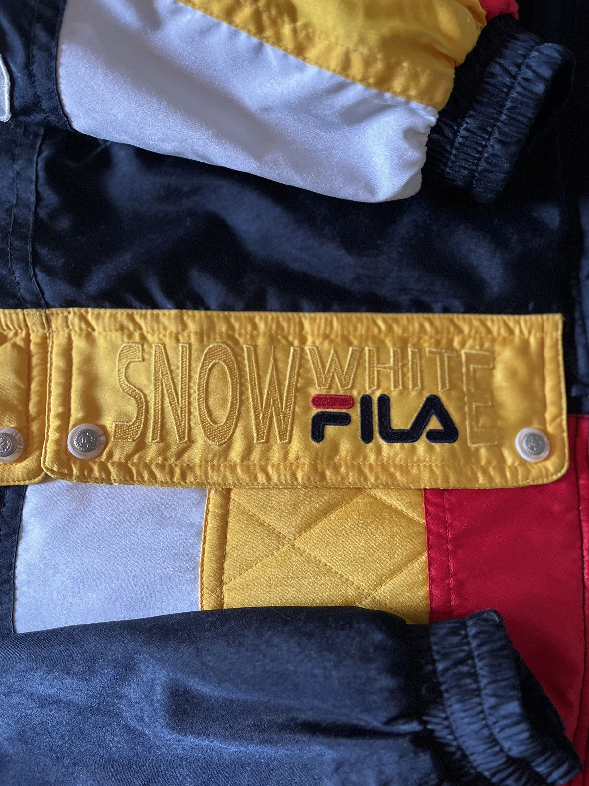 Fila Vintage 90s Fila Ski Team Jacket Size US M / EU 48-50 / 2 - 4 Thumbnail