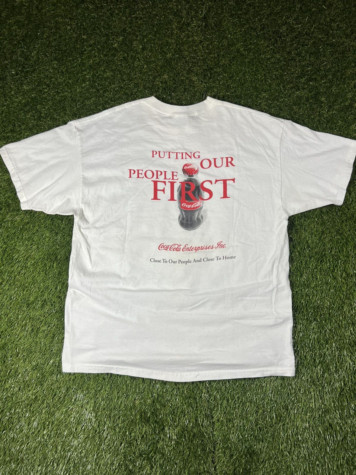 Coca Cola Vintage Y2k Coca Cola Bottle Graphic Essential Promo Tee Size US XL / EU 56 / 4 - 1 Thumbnail