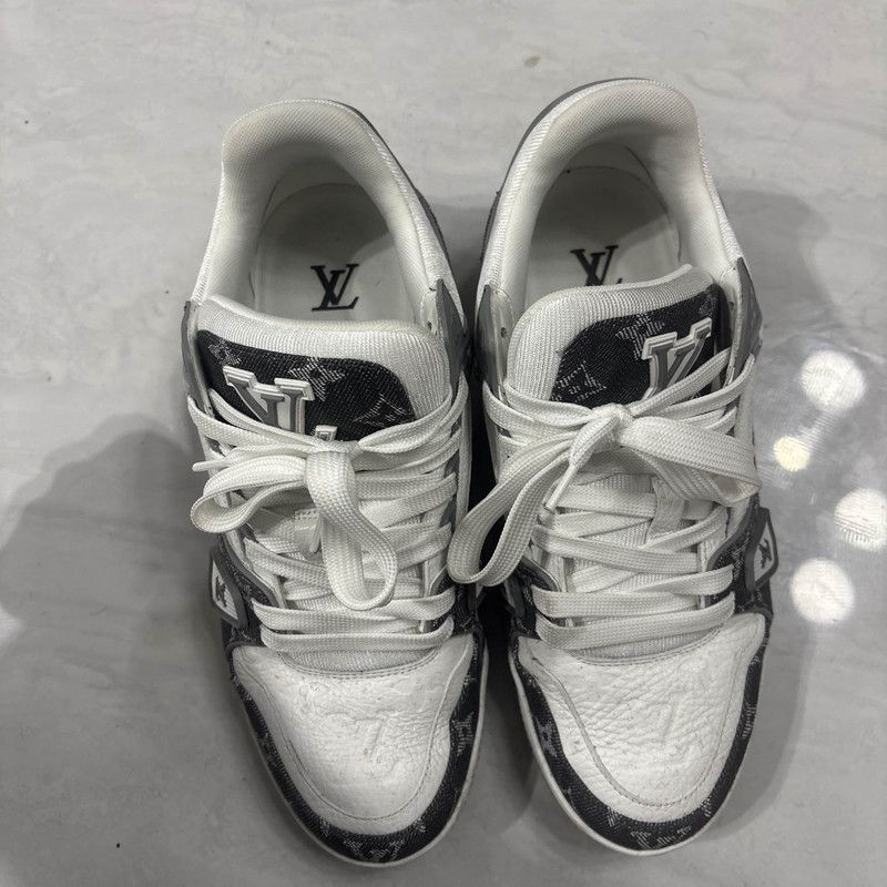 Louis Vuitton Louis Vuitton Trainer Low-Top Sneakers in Gray and White -2 Size US 7.5 / EU 40-41 - 2 Thumbnail