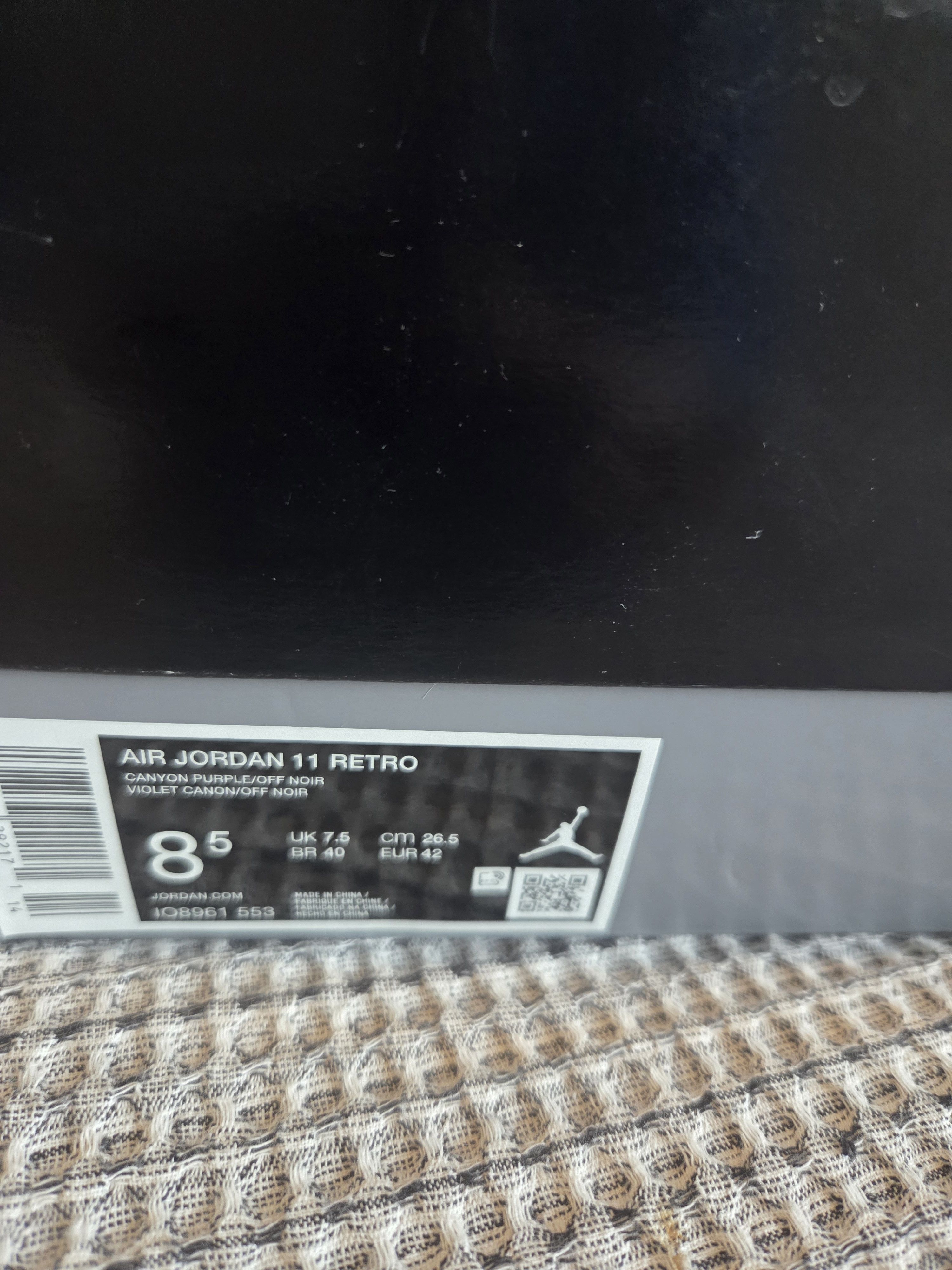Jordan Brand Jordan 11 mojave (canyon purple) Size US 8.5 / EU 41-42 - 2 Thumbnail