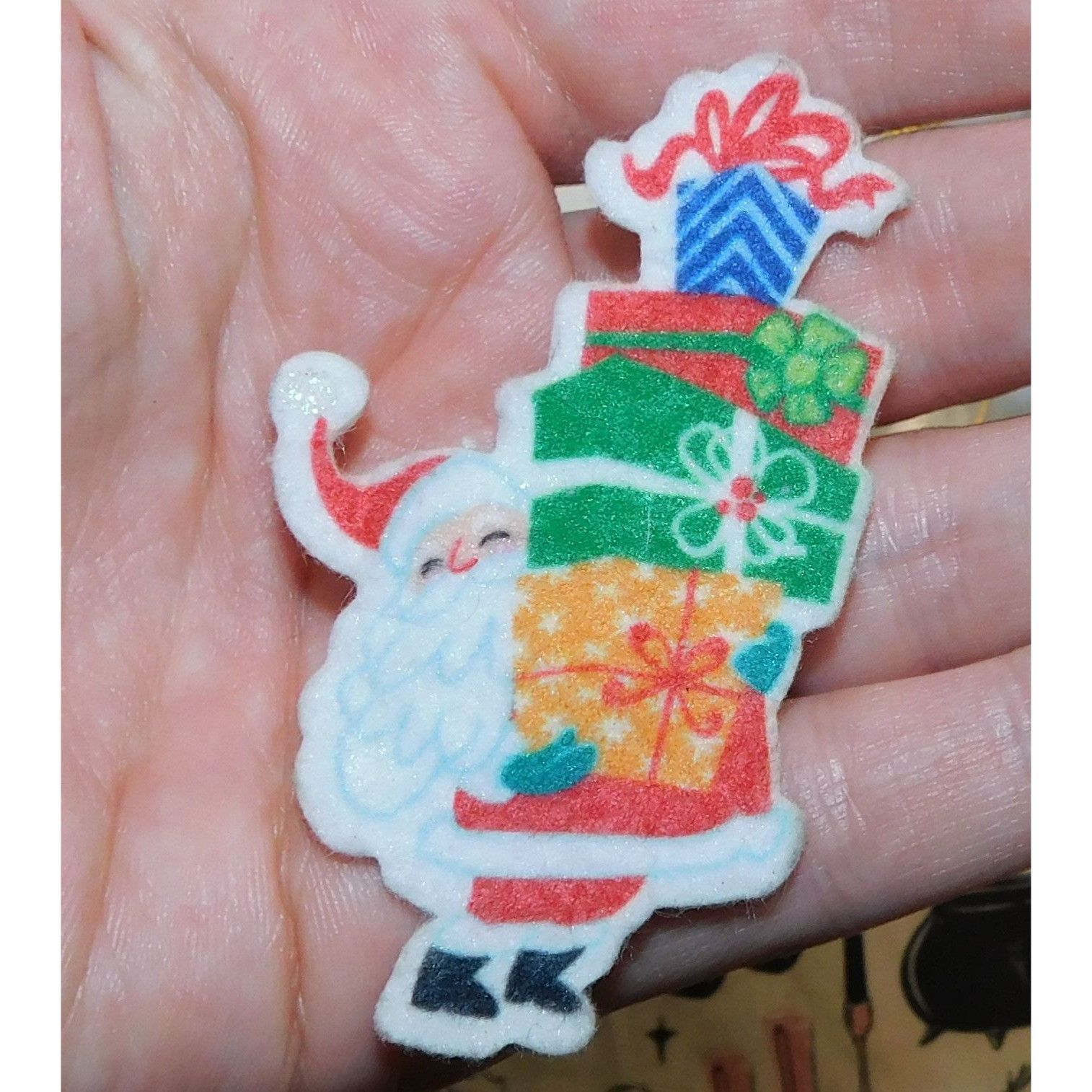 Other Vintage 1960s Handmade Santa Fabric Brooch Size ONE SIZE - 1 Thumbnail