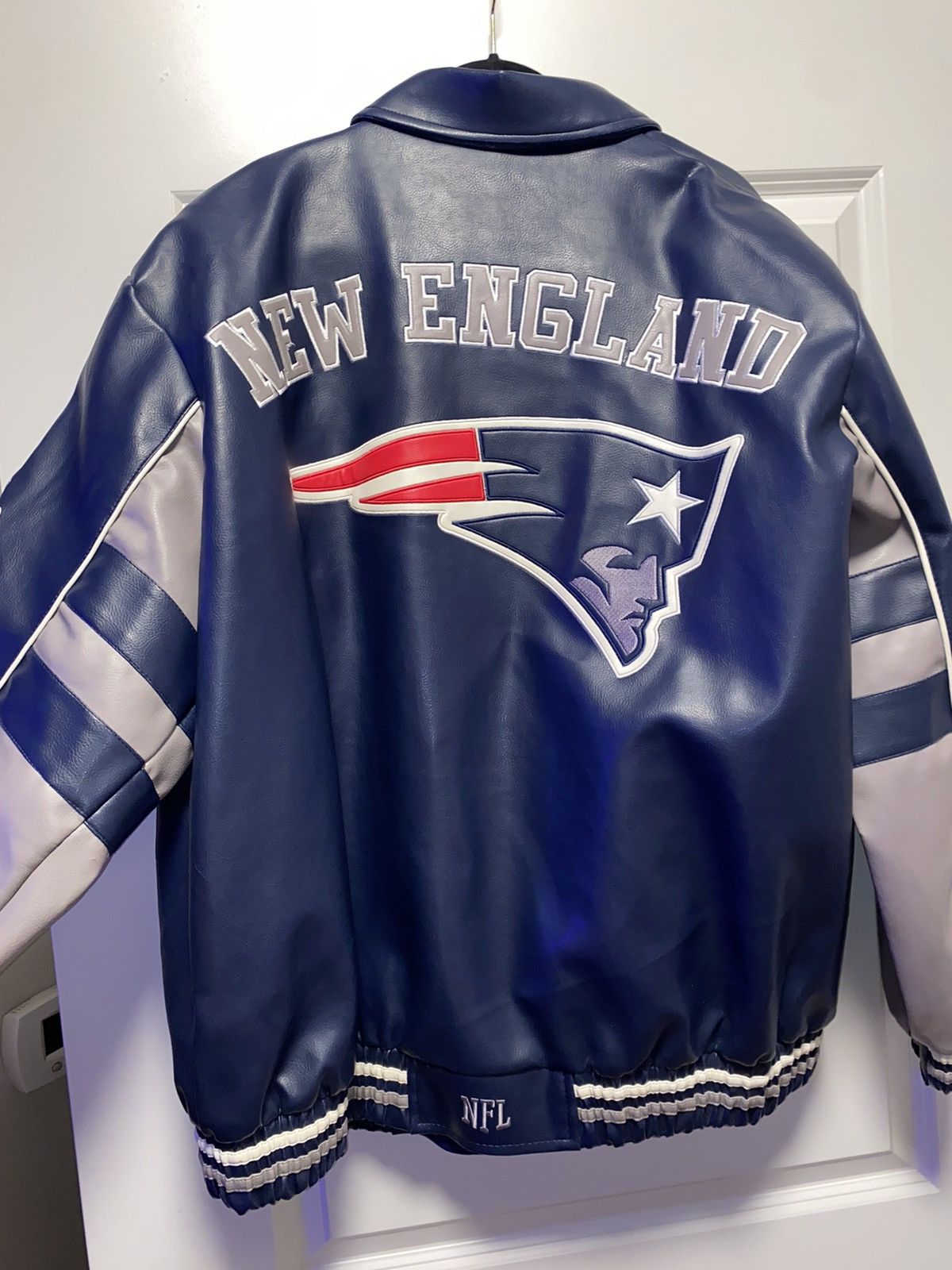 Image of Vintage New England Patriots Pleather Jacket in Gray/Navy, Men's (Size 2XL)