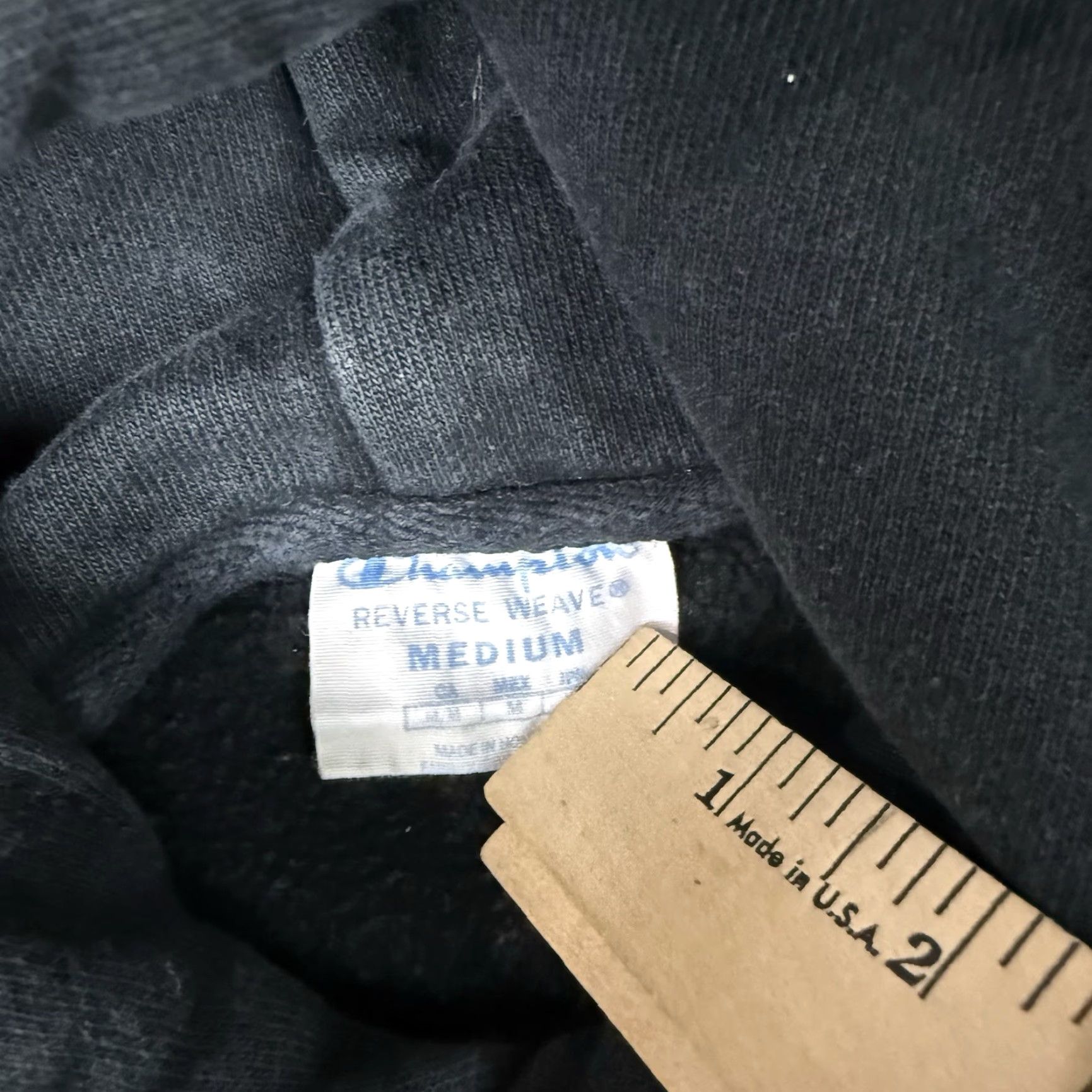 Champion VINTAGE Champion Hoodie Mens M Black Drawstring Pullover 90s Reversible Distressed Size US M / EU 48-50 / 2 - 4 Thumbnail