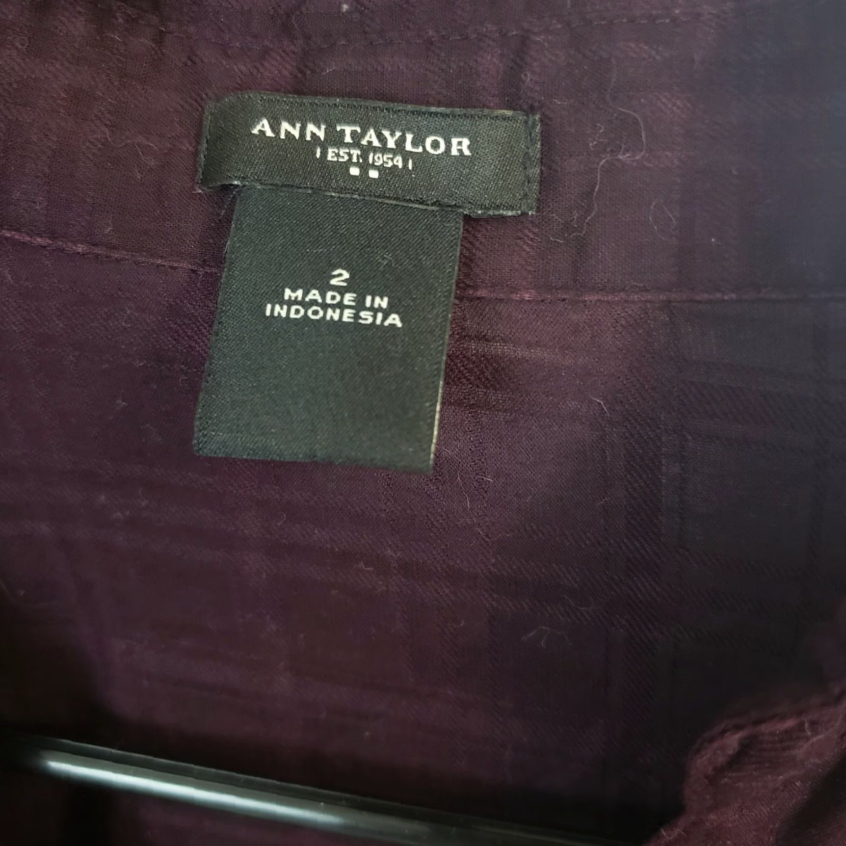 Ann Taylor Ann Taylor Womens Button Front Top Sz 2 Burgundy Semi Sheer 3/4 Sleeve Size XS / US 0-2 / IT 36-38 - 5 Thumbnail