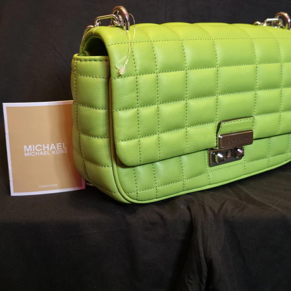 Michael Kors Michael Kors Lime Green Quilted Bag Size ONE SIZE - 1 Thumbnail