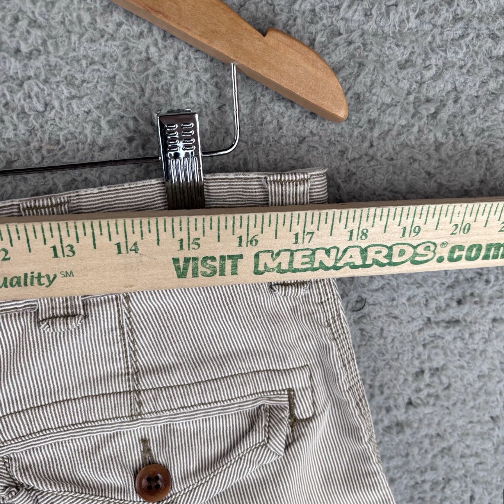 Polo Ralph Lauren Polo Ralph Lauren Shorts Mens 35 Brown Pinstripe Cargo Baggy Cotton Y2K Casual Size US S / EU 44-46 / 1 - 3 Thumbnail