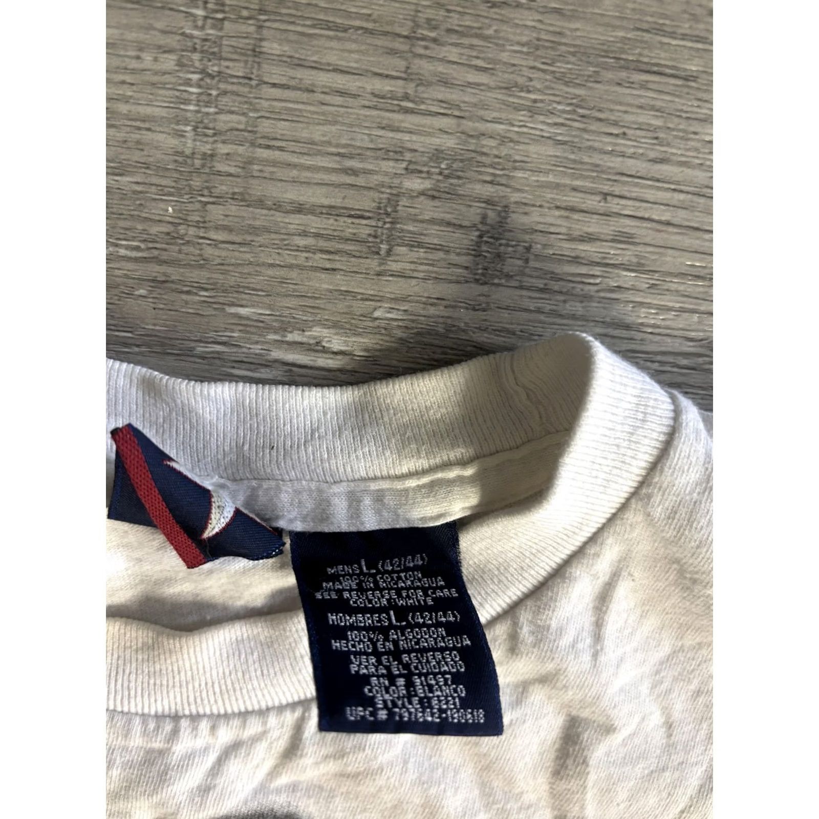 Vintage American Flag Peace Sign Shirt Men L White Patriotic Graphic Tee USA Size US L / EU 52-54 / 3 - 3 Thumbnail