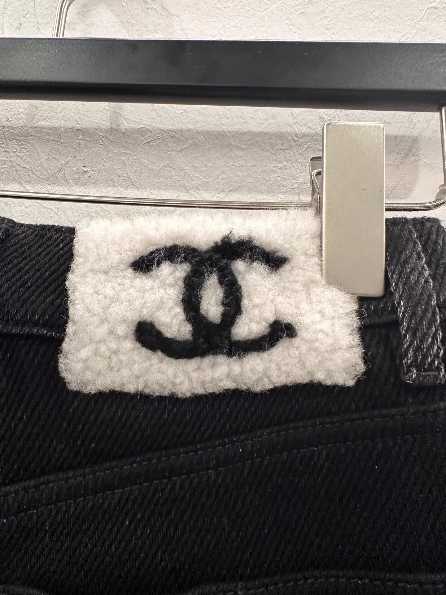 Chanel Chanel Ski Women's Black Cashmere Denim Back Double C Logo Size 26" / US 2 / IT 38 - 4 Thumbnail