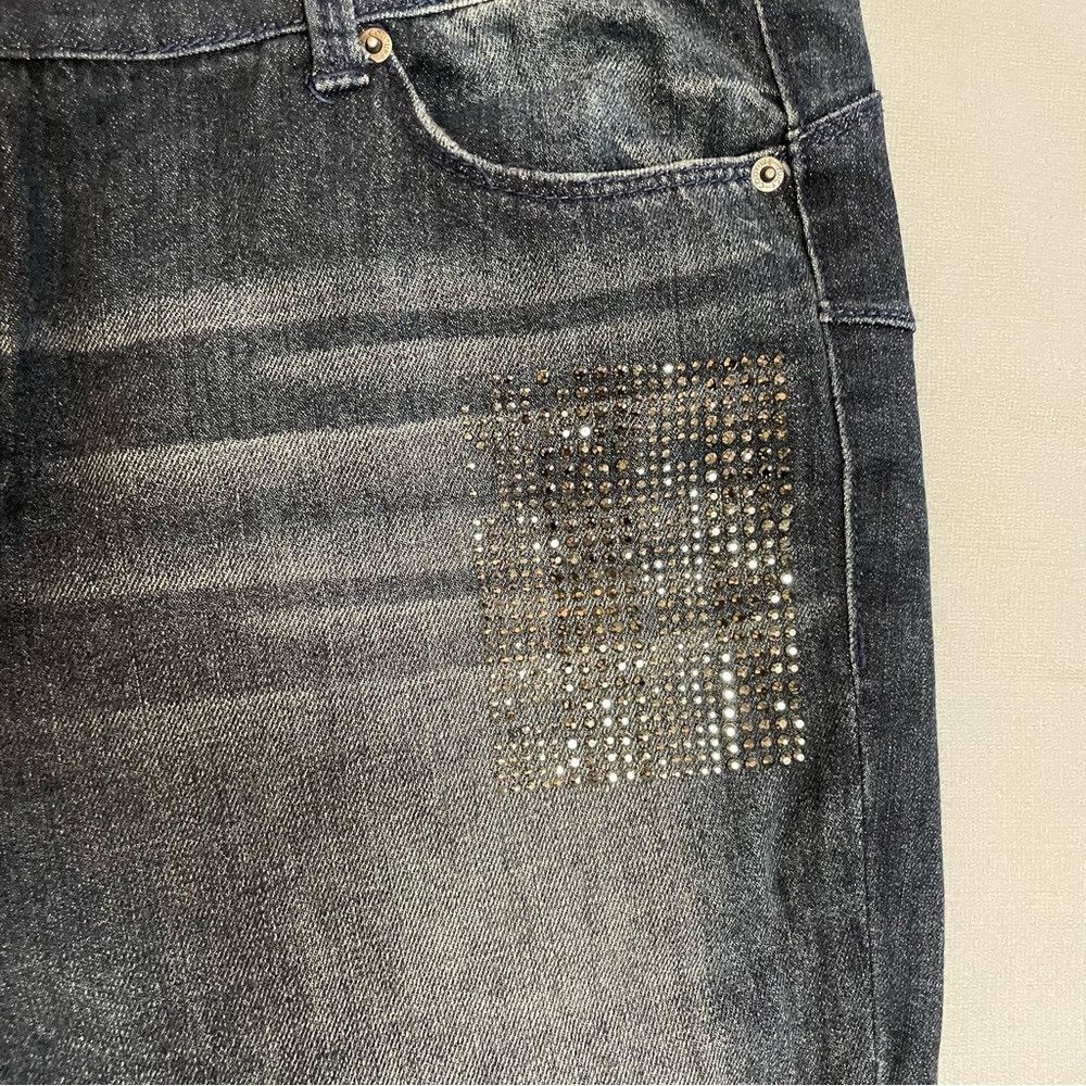 Juicy Couture Jeans Juicy Couture Studded Rhinestones Distressed Cropped Jeans Size 34" / US 12 / IT 48 - 5 Thumbnail