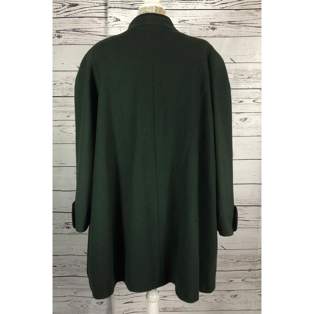 Vintage VINTAGE MDP Mario De Pinto green wool V neck coat black trim Size XXL / US 16-18 / IT 52-54 - 4 Thumbnail