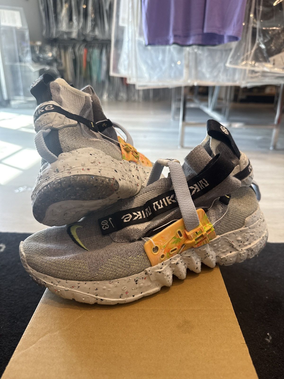 Nike Nike space hippie 03 grey volt size 9 Size US 9 / EU 42 - 1 Thumbnail