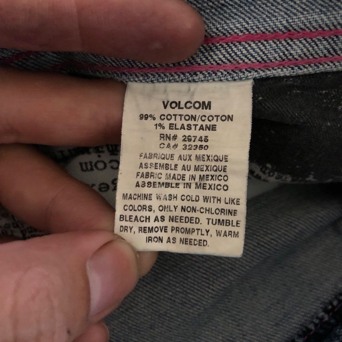 Volcom Vintage Volcom Distressed Faded Denim Jeans Size US 36 / EU 52 - 24 Thumbnail