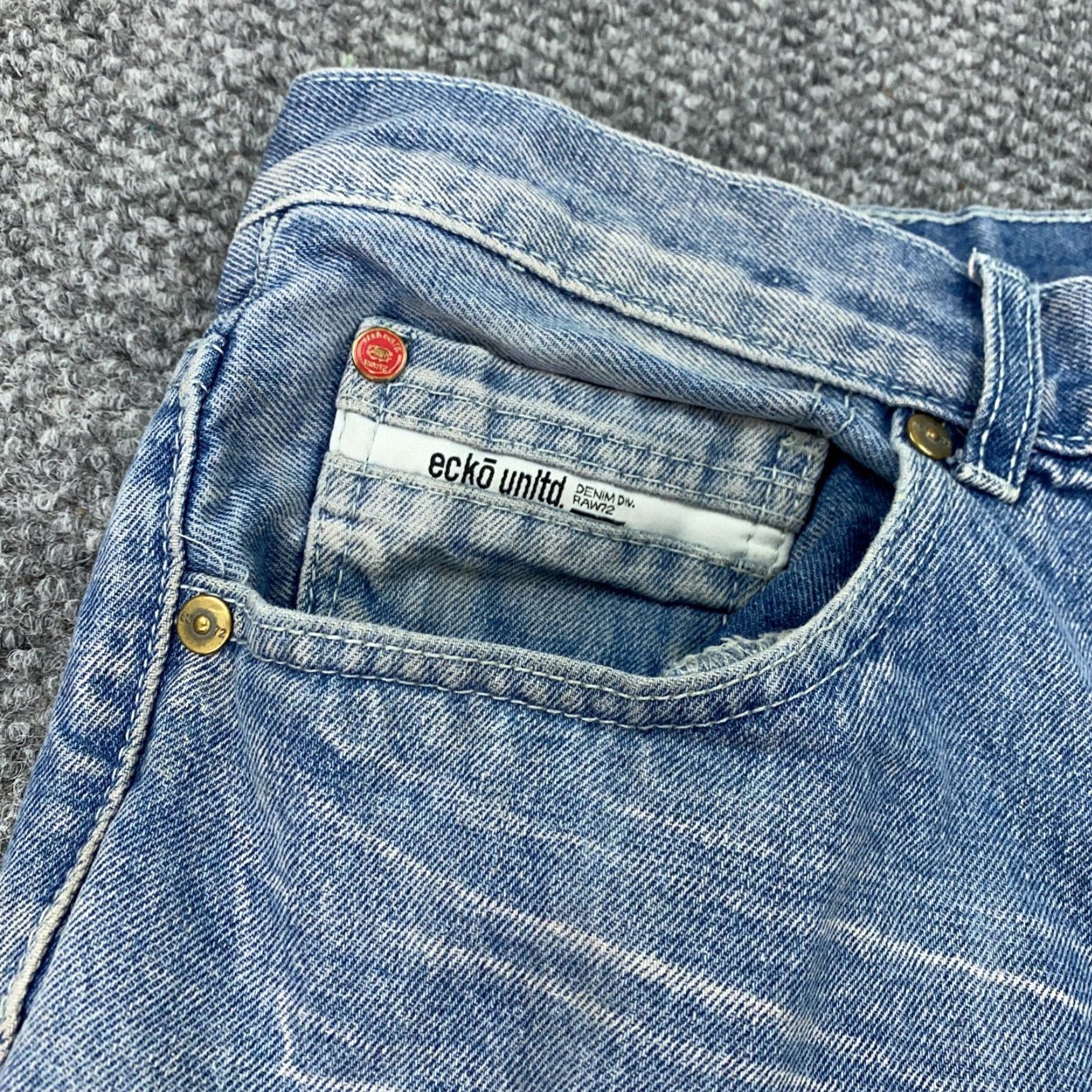 Ecko Unltd. VINTAGE Ecko Unltd Jeans Mens Size 34 X 32 Distressed Faded Grunge Skate 90s Mens Jeans Size US 36 / EU 52 - 3 Thumbnail