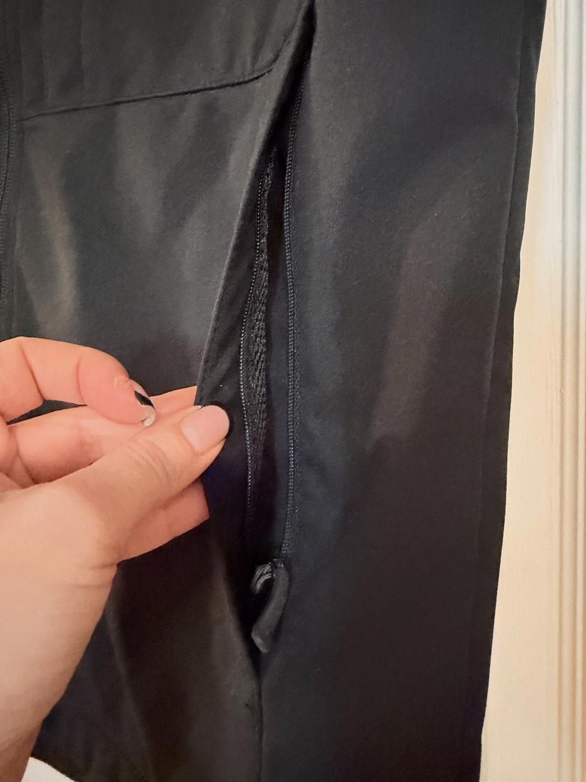 Helly Hansen Helly Hansen Men’s Vest Size M Black Softshell Full Zip Size US M / EU 48-50 / 2 - 4 Thumbnail