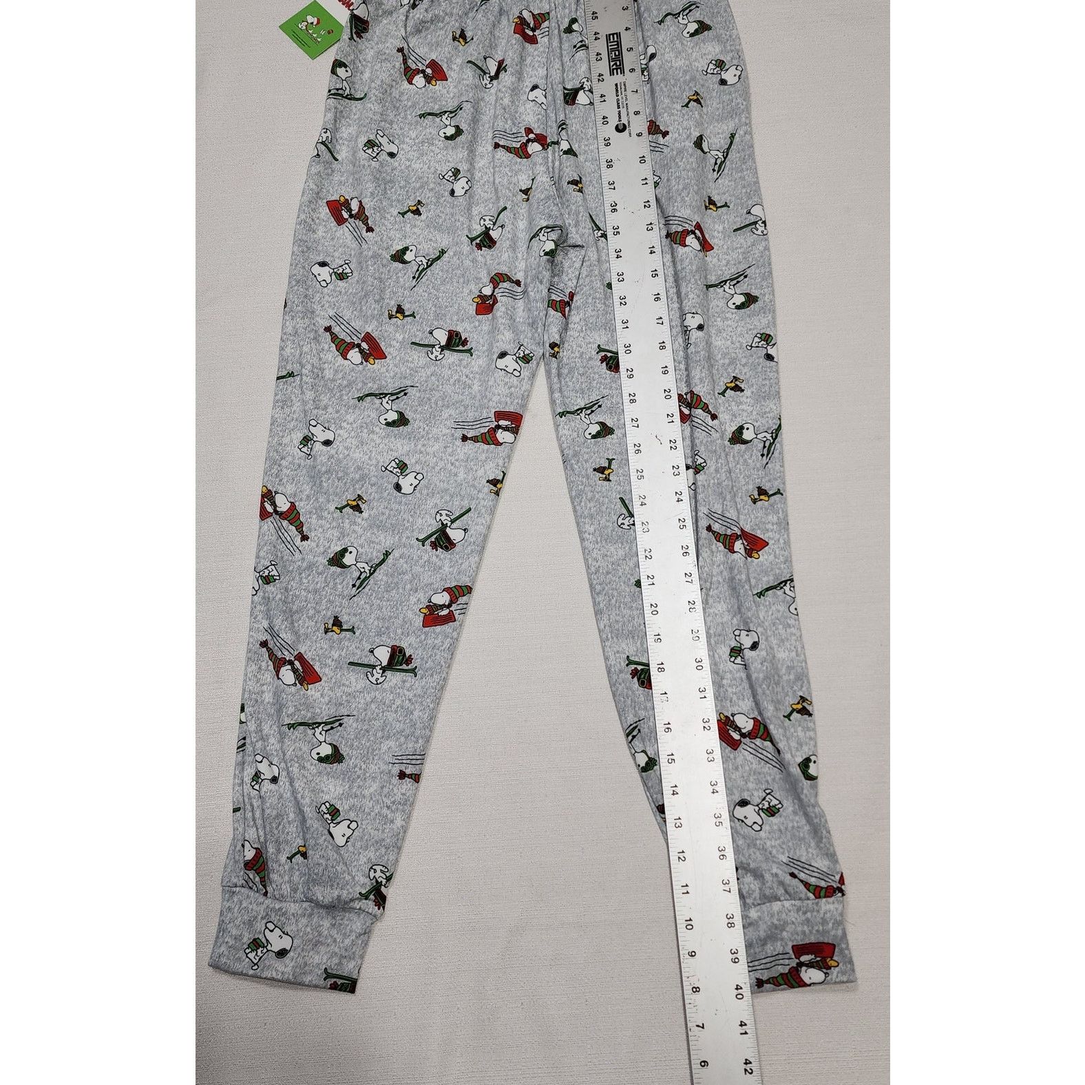 Peanuts Snoopy skiing pajamas women's medium NWT Size 28" / US 6 / IT 42 - 6 Thumbnail