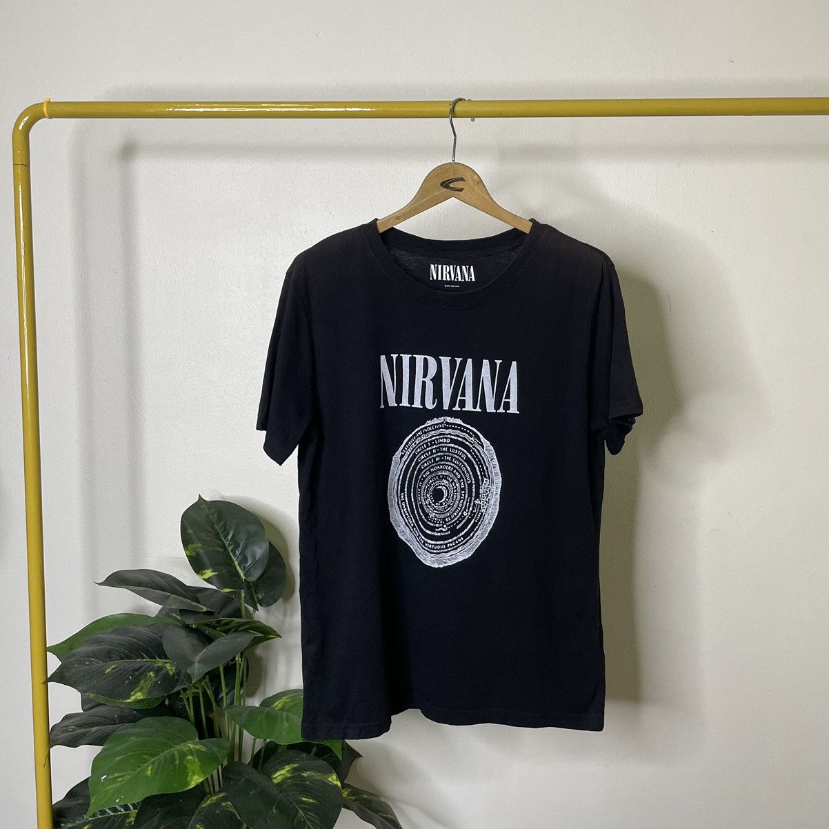 Band Tees × Nirvana 2016 GU x Nirvana Official Reissue Band T Shirt Size US M / EU 48-50 / 2 - 1 Thumbnail
