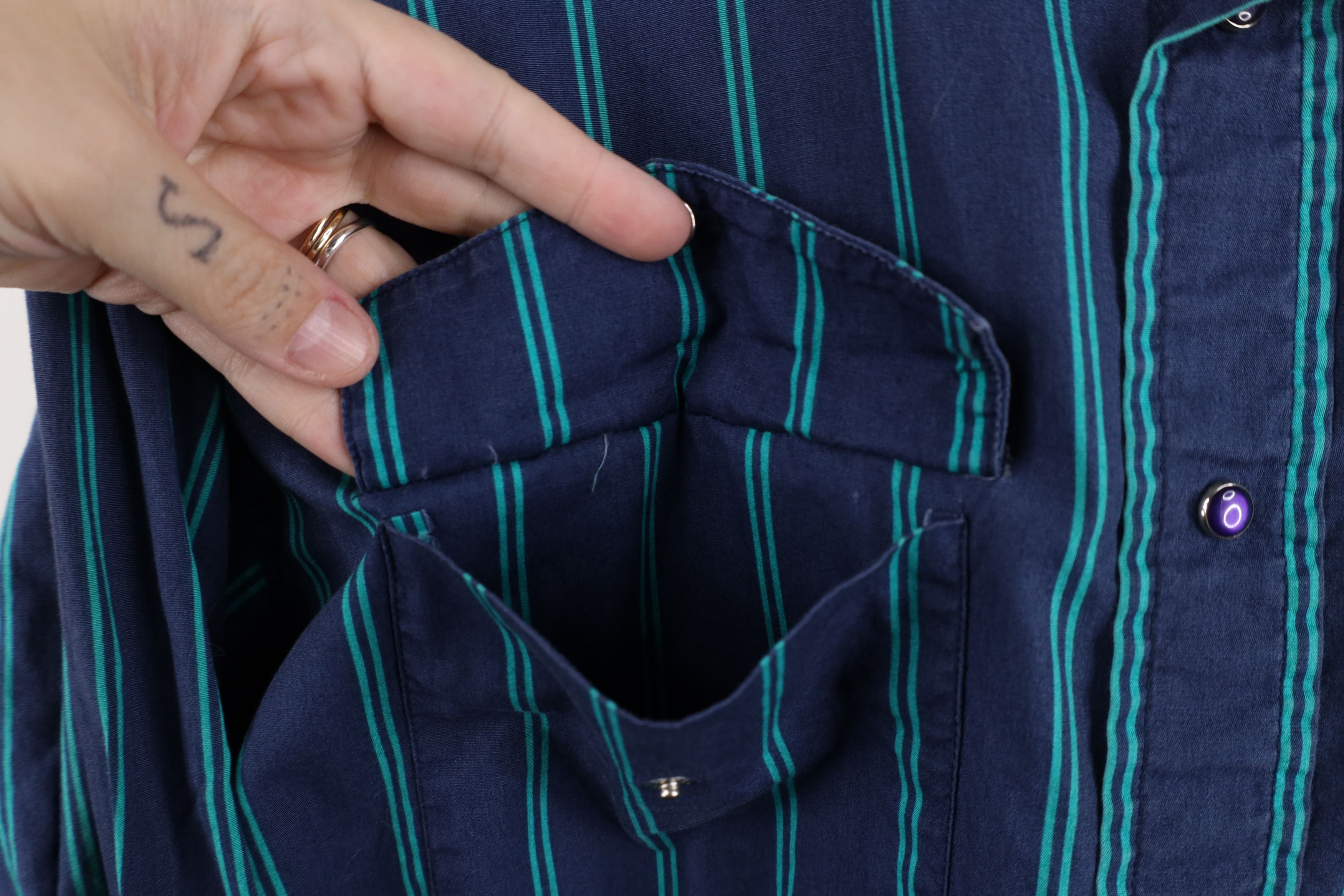 Vintage Vintage 90s Streetwear Striped Western Cowboy Button Shirt Size US M / EU 48-50 / 2 - 5 Thumbnail