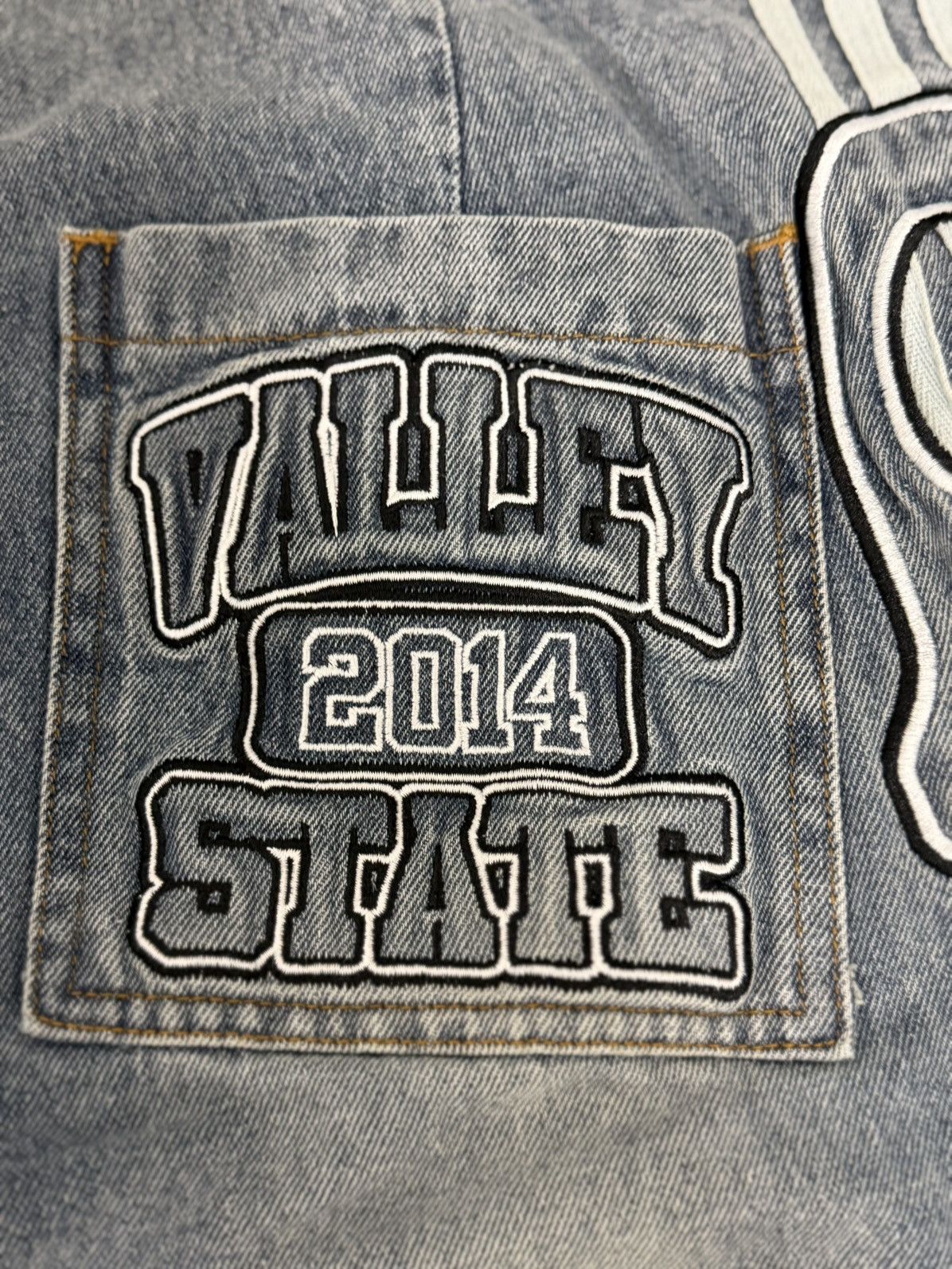 Vale Vale STONE WASH BLUE INSIGNIA DENIM Size US 32 / EU 48 - 4 Thumbnail