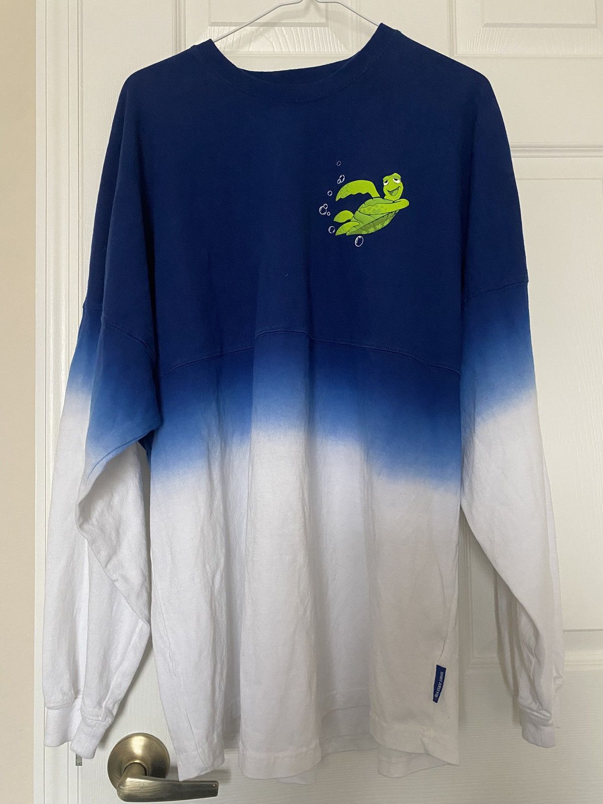 Disney Disney Art Of Animation Resort Spirit Jersey Size Large Size US L / EU 52-54 / 3 - 2 Thumbnail