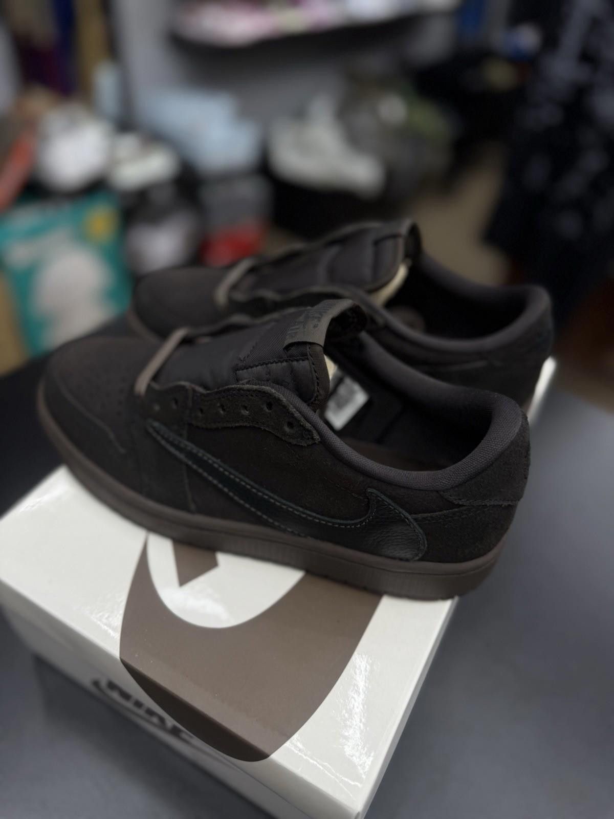 Jordan Brand Men’s Size 6.5 Jordan 1 Retro Low Travis Scott Velvet Brown Size US 6.5 / EU 39-40 - 10 Thumbnail