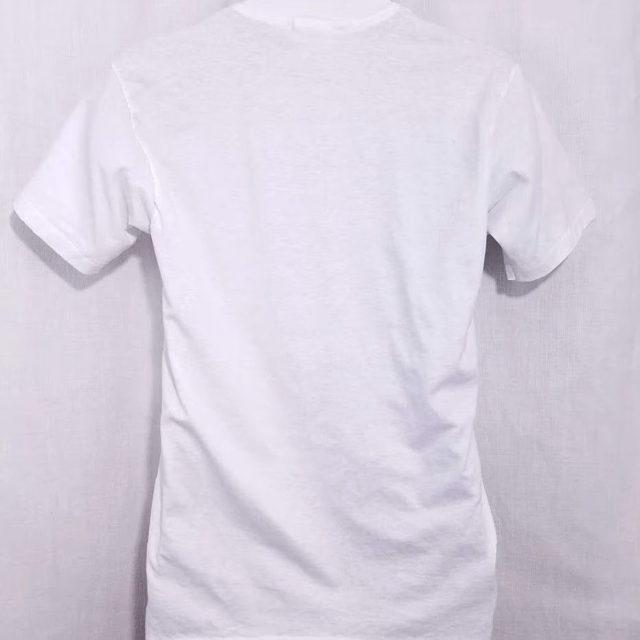 Hanes VINTAGE AIDS AWARENESS T Shirt Mens Size Medium 90s Red Ribbon Made In USA Hanes Crew Neck Short Sleeve White Cotton Blend Graphic Print 80s Men Size US M / EU 48-50 / 2 - 5 Thumbnail