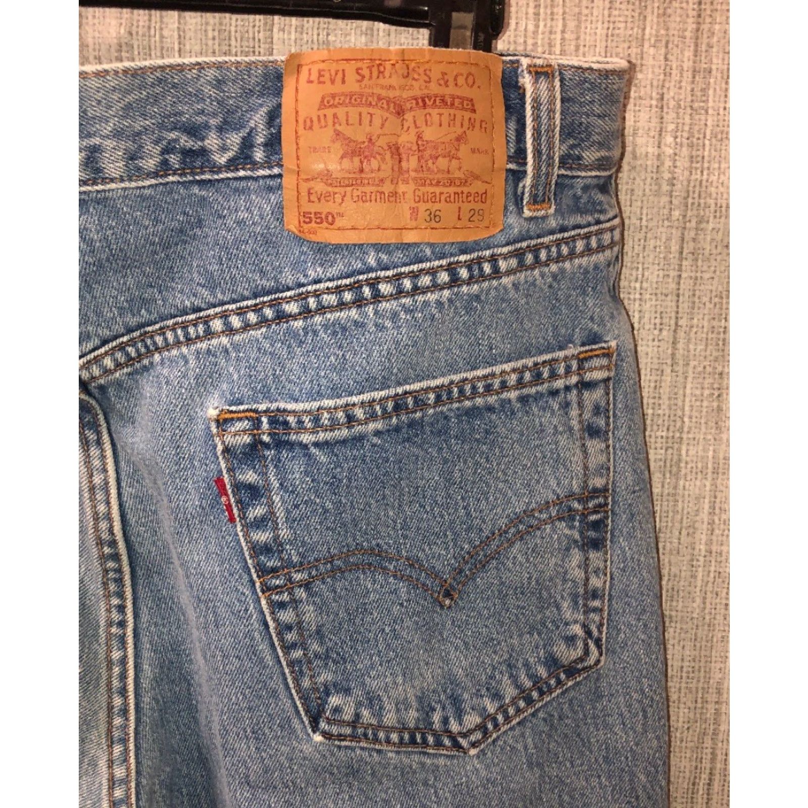 Levi's VINTAGE Levi’s 550 Jeans Mens Blue Denim Relaxed Fit Size 36 Inseam 29 Regular Bottoms Men Blue 550 Relaxed Jeans Mens Size US 36 / EU 52 - 5 Thumbnail