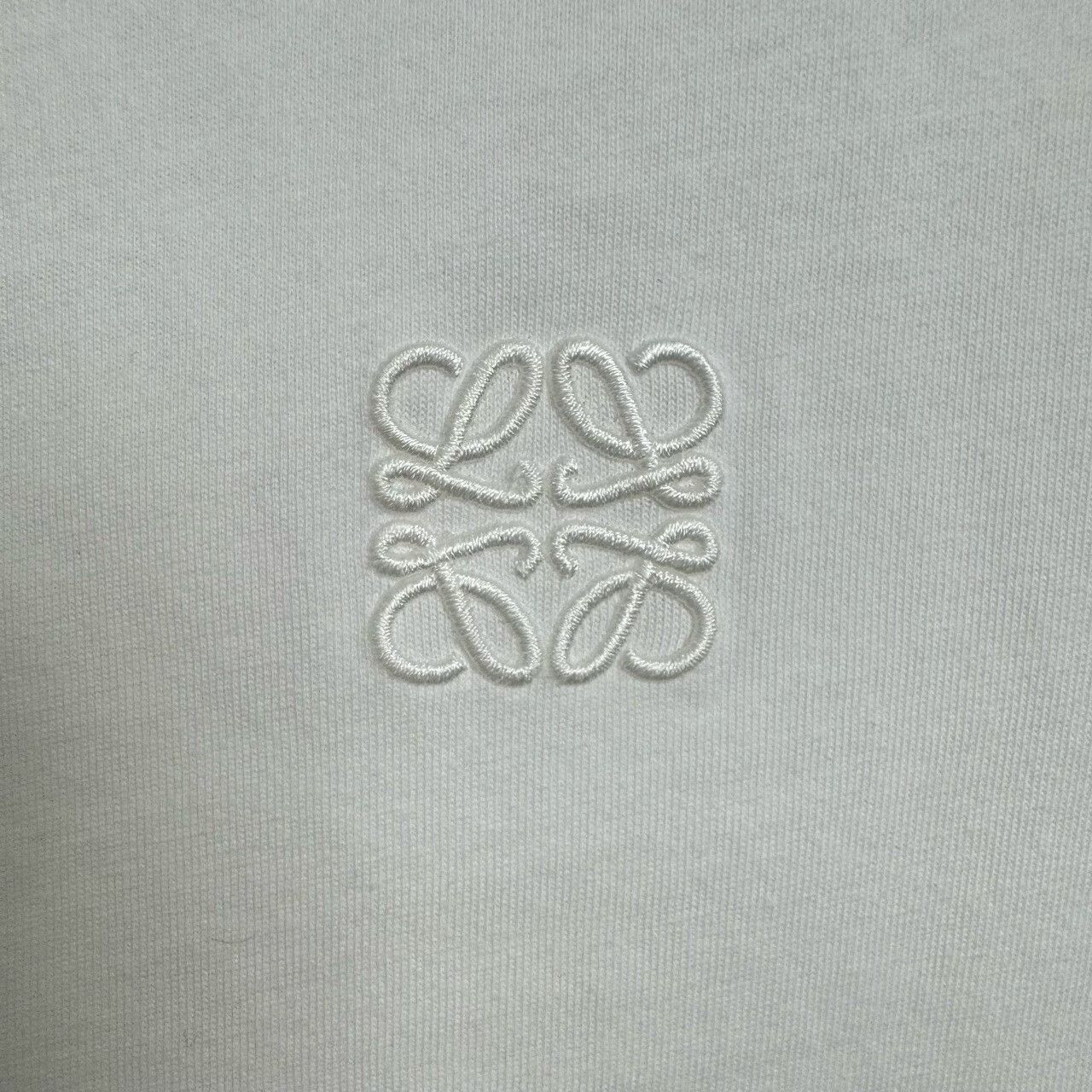 Loewe Loewe White Irregular Embroidered Short Sleeve M Size US M / EU 48-50 / 2 - 4 Thumbnail