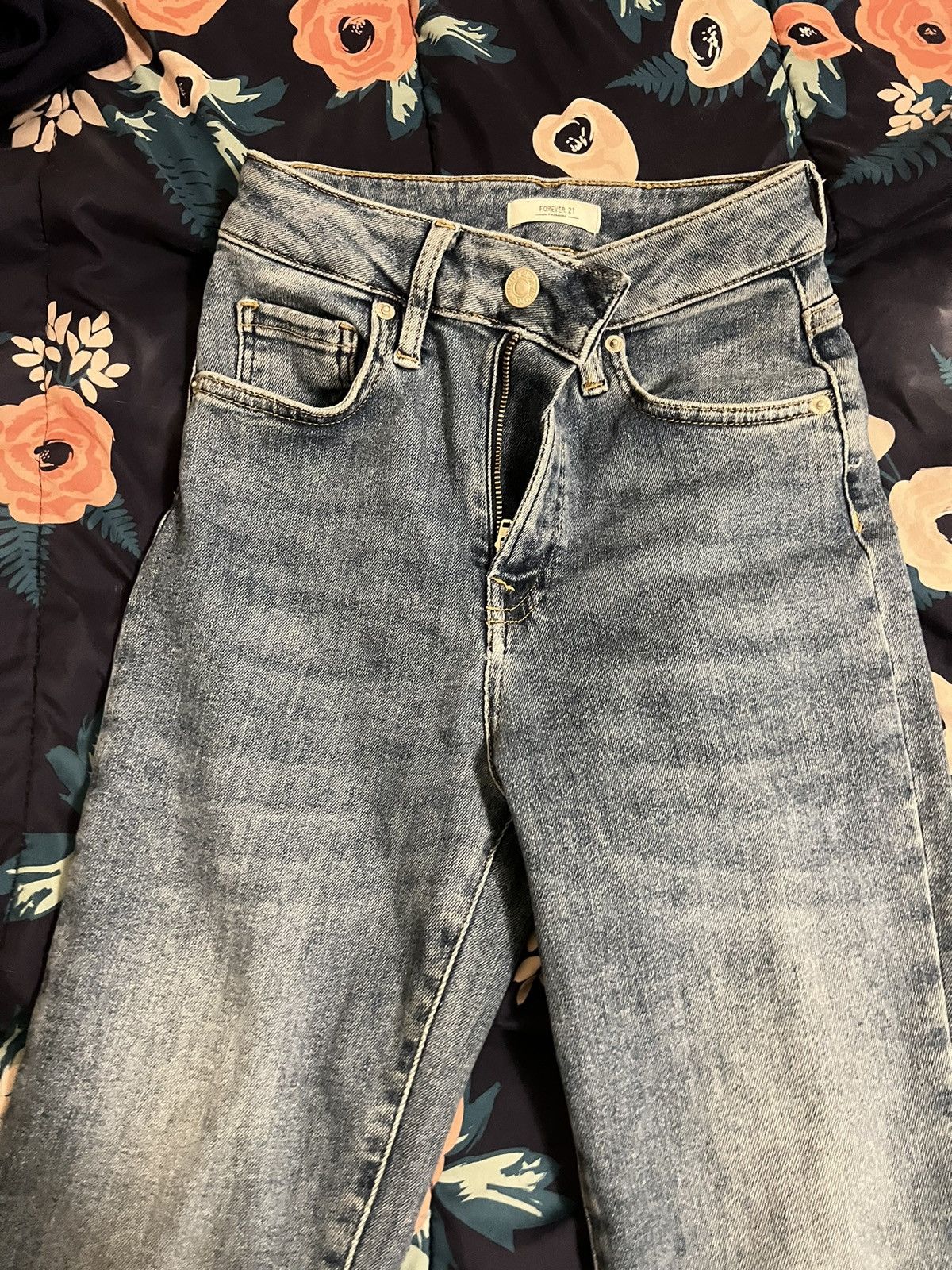 Forever 21 women jeans Size 26" / US 2 / IT 38 - 1 Thumbnail