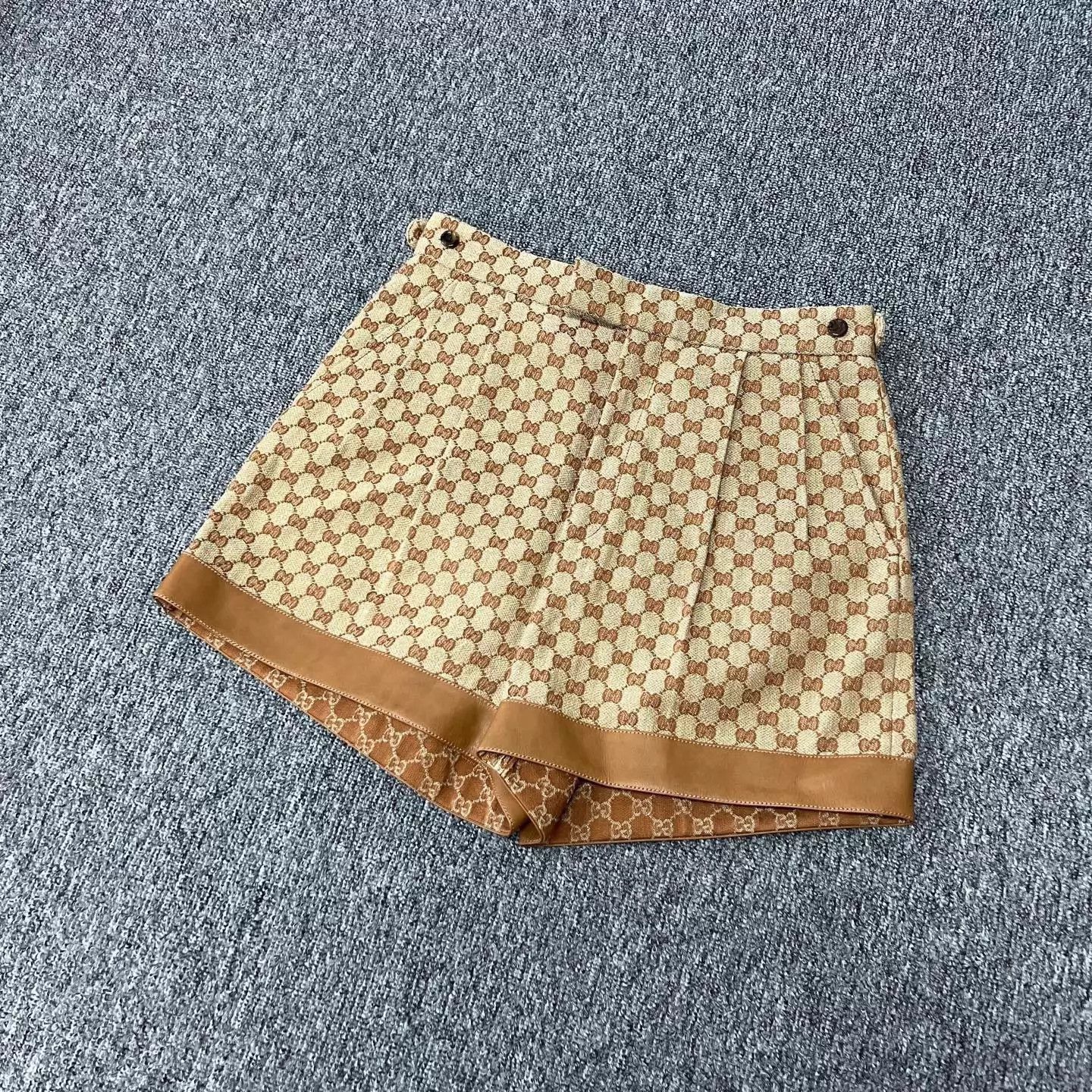 Gucci Gucci GG Monogram Full Print Leather Panel Shorts 42 Size US 26 / EU 42 - 3 Thumbnail