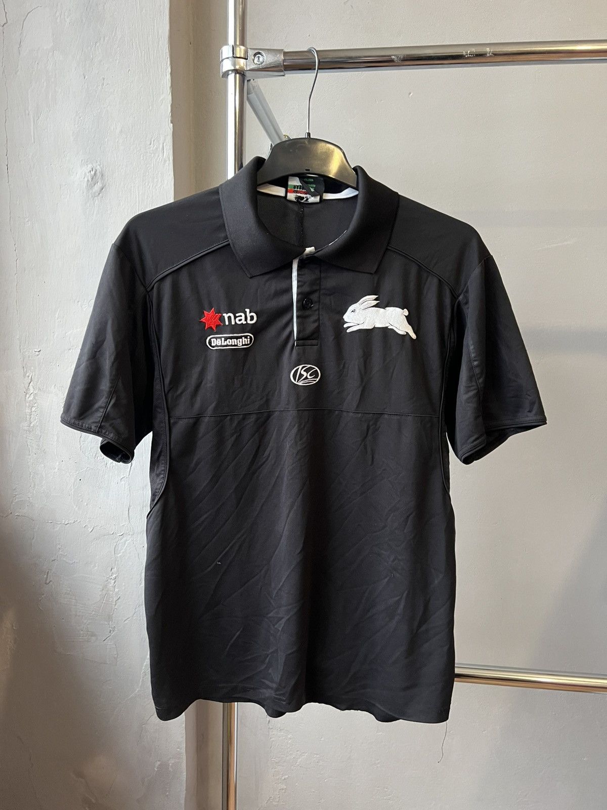 Vintage 2004 SOUTH SYDNEY RABBITOHS ISC POLO SHIRT RUGBY JERSEY SZ L Size US L / EU 52-54 / 3 - 2 Thumbnail