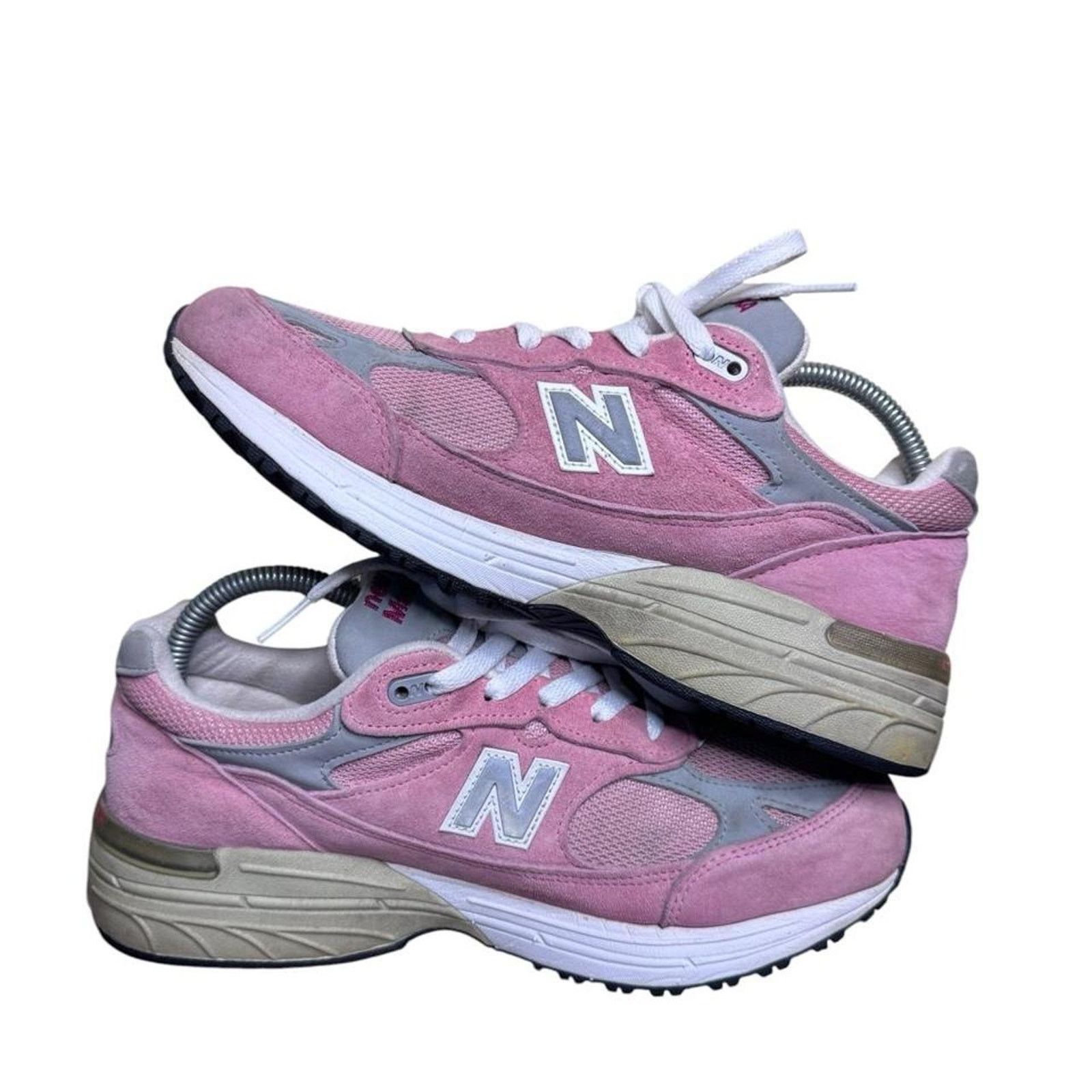 New Balance New Balance 993 Breast Cancer Shoes Women Size 8.5 Pink Size US 8.5 / IT 38.5 - 2 Thumbnail