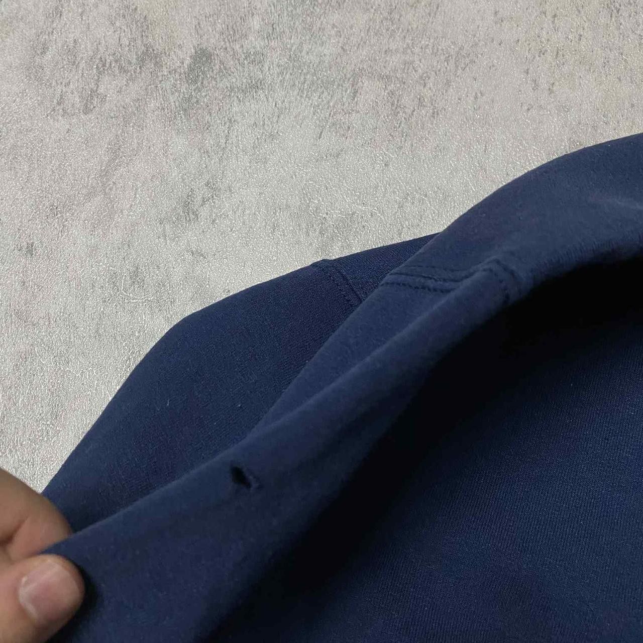 Champion Navy blue Champion sweatshirt with embroidered logo Size US XL / EU 56 / 4 - 4 Thumbnail