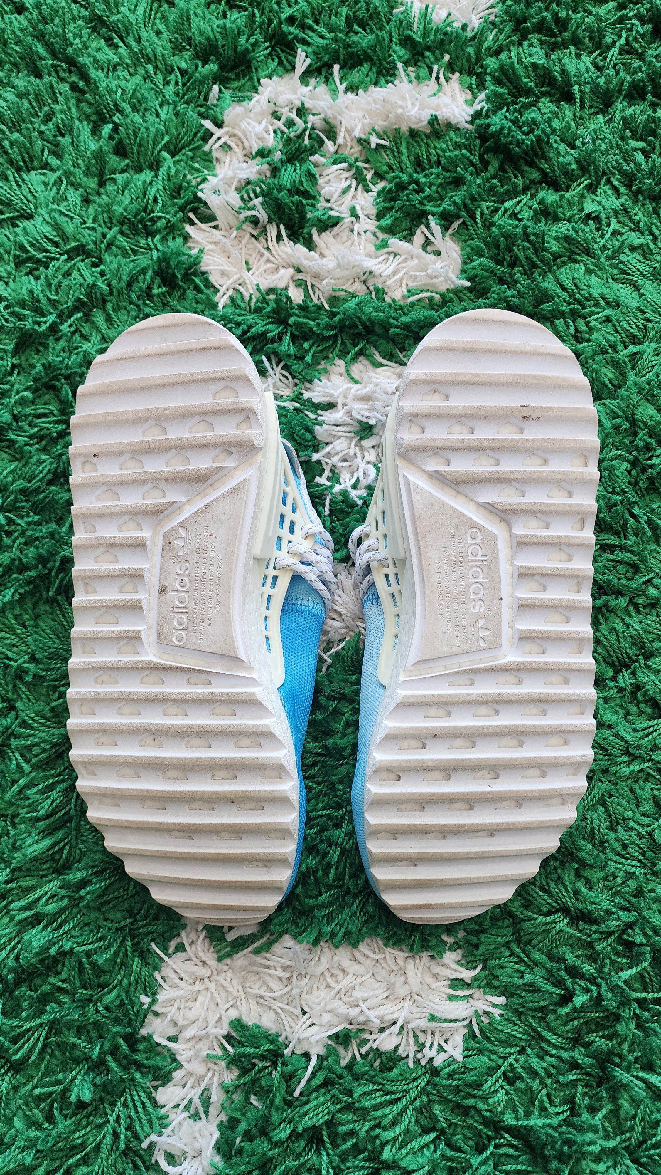 Adidas × Pharrell Pharrell x NMD Hu China Peace Pack Size US 9 / EU 42 - 4 Thumbnail