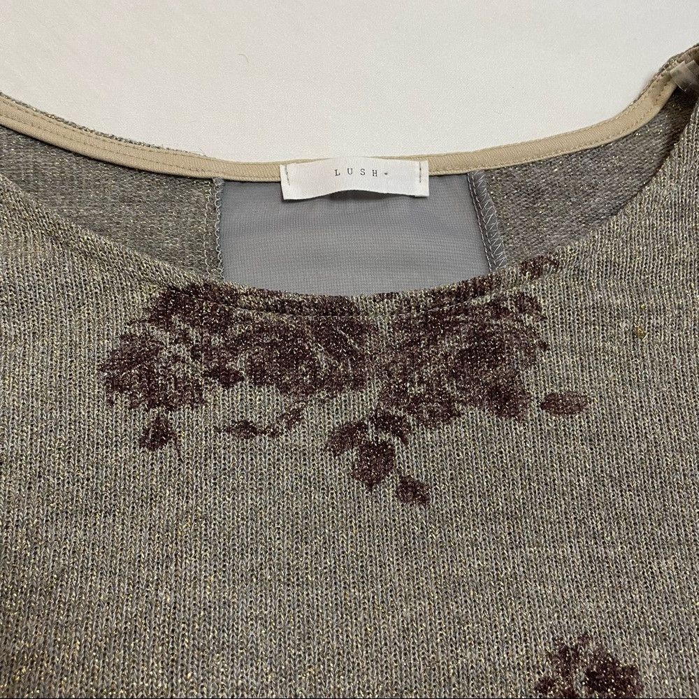 Other Lush Sparkle Floral Sweater Tunic With Back Sheer Panel Siz Size L / US 10 / IT 46 - 7 Thumbnail
